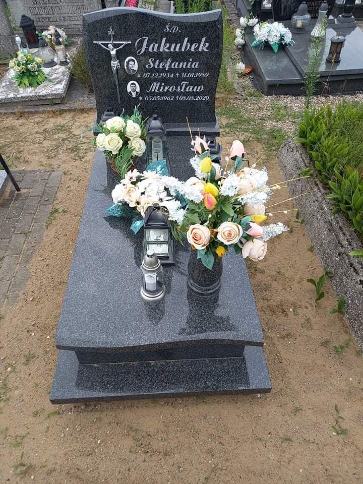 Grób Stefania  Jakubek