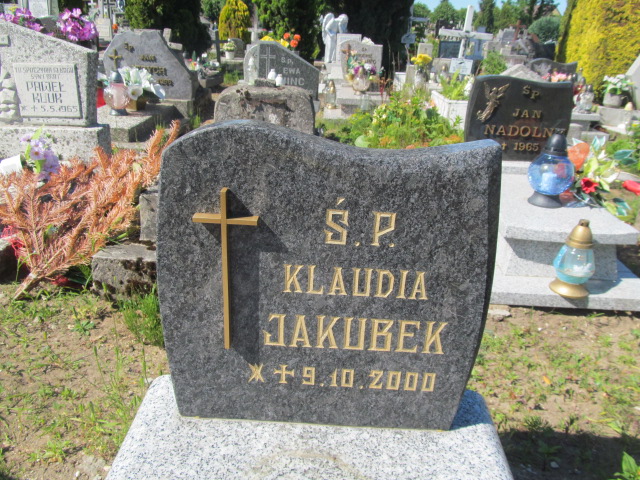 Klaudia Jakubek 2000 Bytów - Grobonet - Wyszukiwarka osób pochowanych
