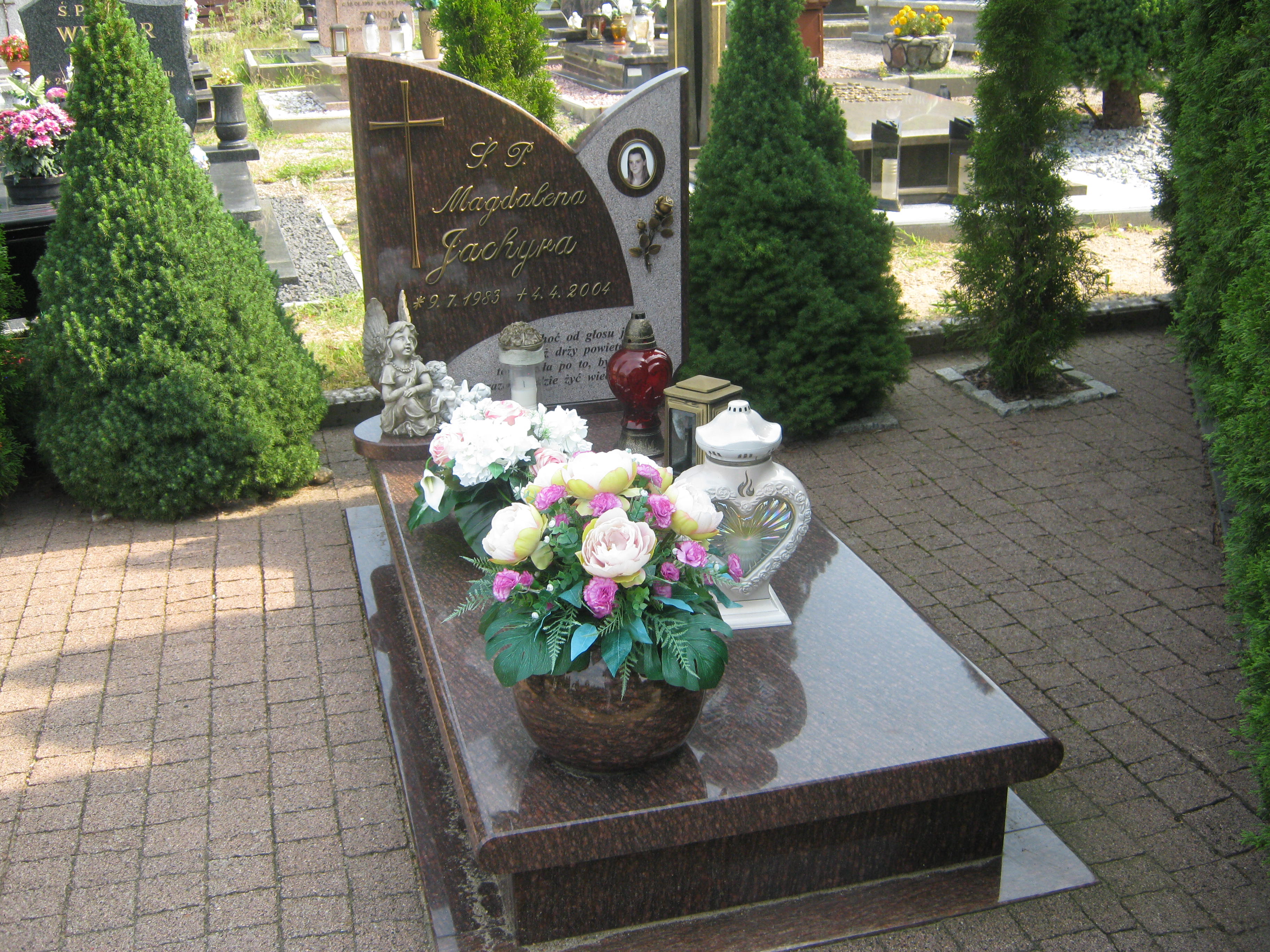 Magdalena Jachyra 1983 Bytów - Grobonet - Wyszukiwarka osób pochowanych